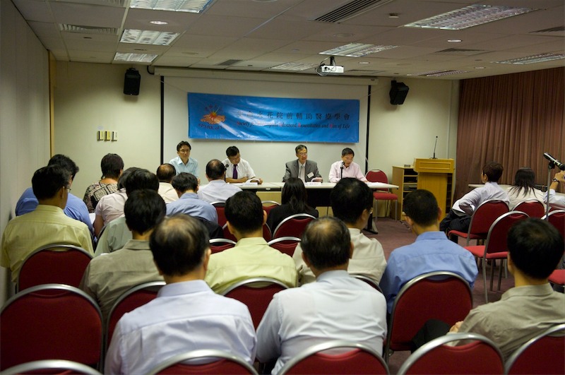 09agm010.jpg