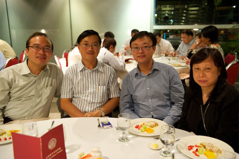09agm042.jpg