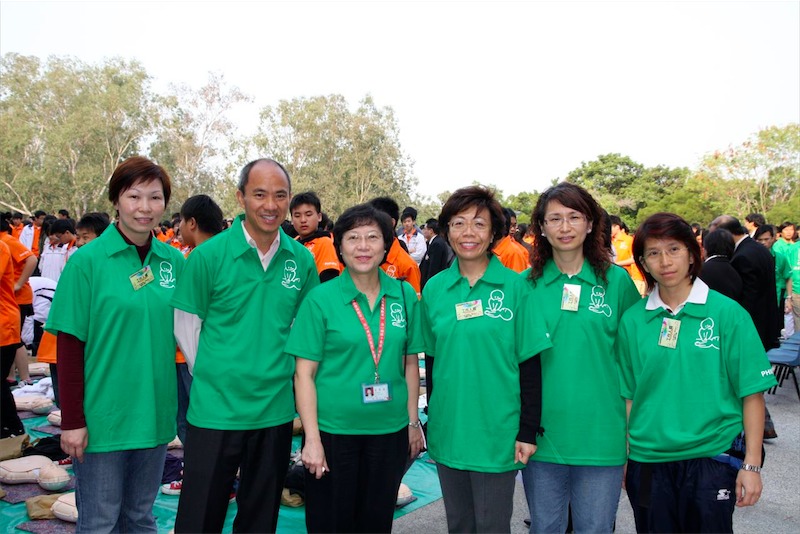 09ndh002.jpg